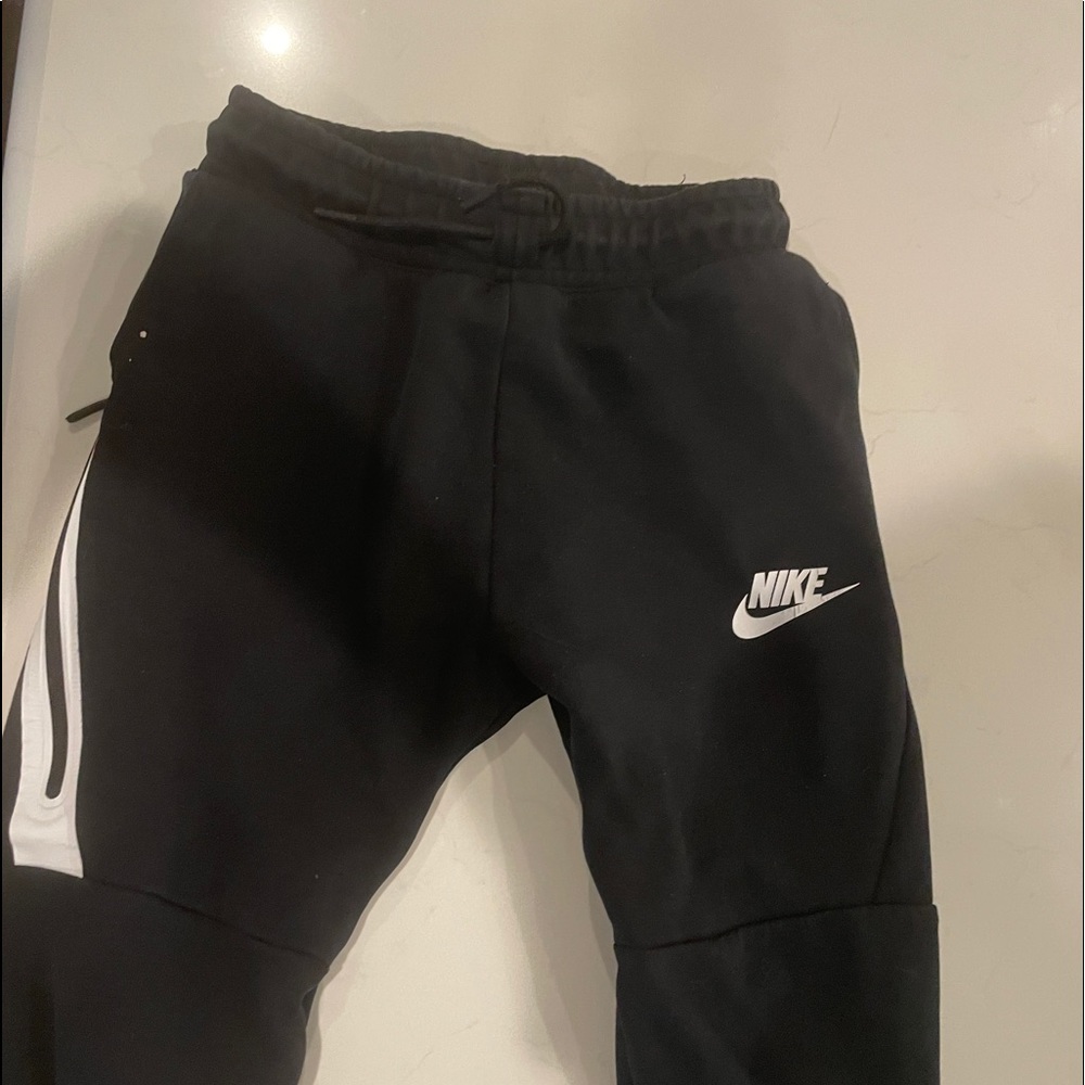 Nike sweats boys youth